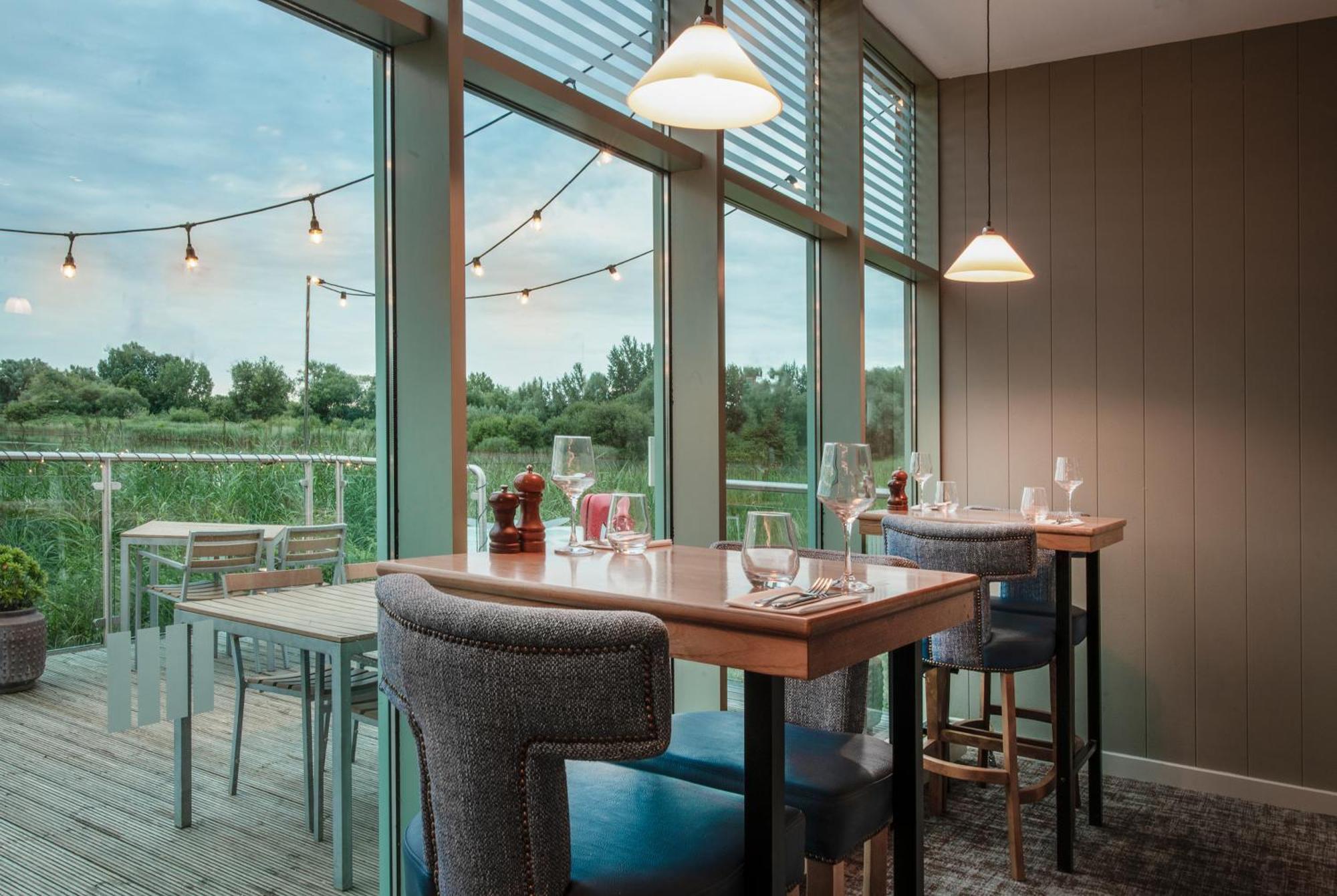 סירנססטר De Vere Cotswold Water Park Apartments מראה חיצוני תמונה