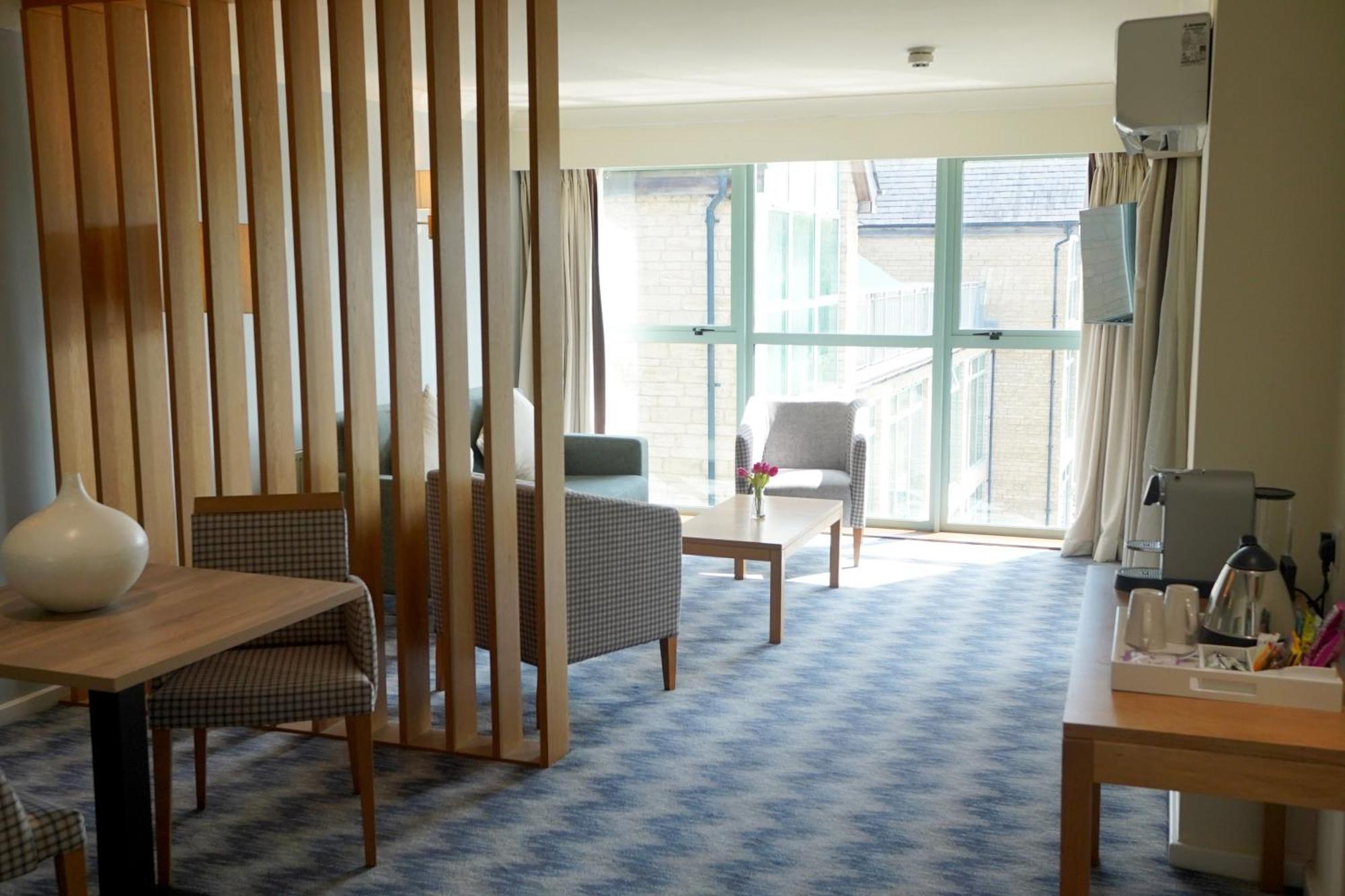 סירנססטר De Vere Cotswold Water Park Apartments מראה חיצוני תמונה