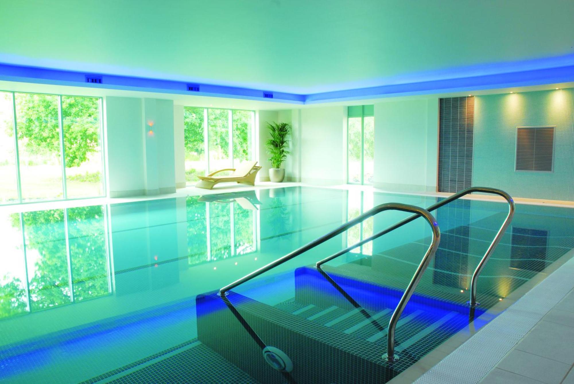 סירנססטר De Vere Cotswold Water Park Apartments מראה חיצוני תמונה
