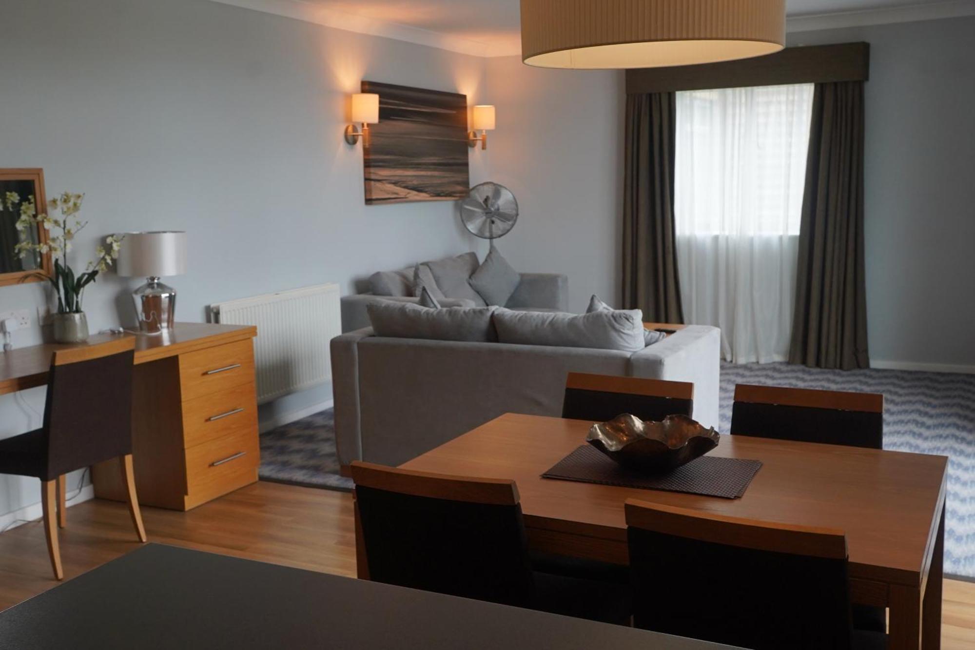 סירנססטר De Vere Cotswold Water Park Apartments מראה חיצוני תמונה