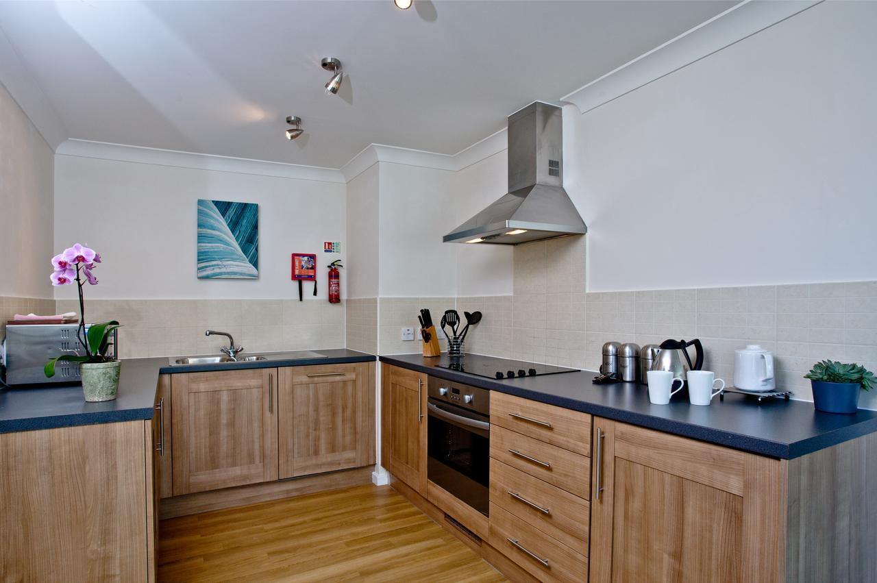 סירנססטר De Vere Cotswold Water Park Apartments מראה חיצוני תמונה